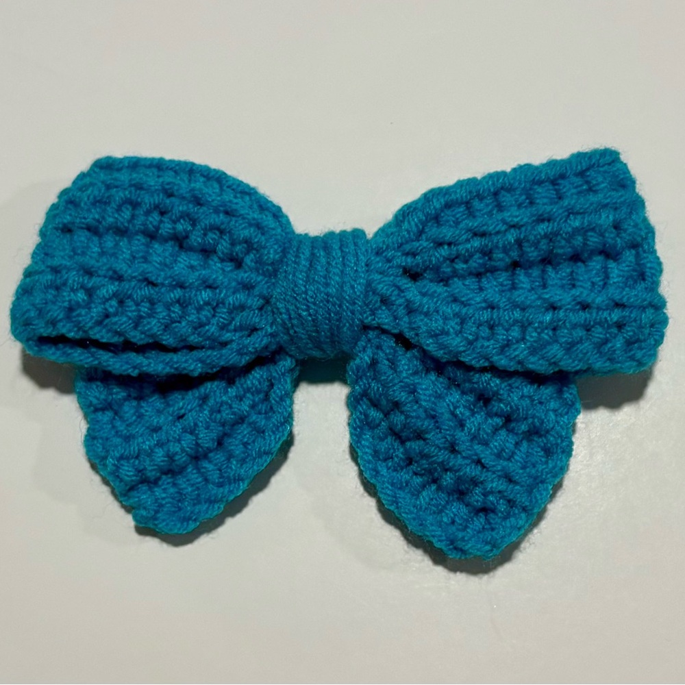 Handmade Teal Crochet Bow Hair Clip